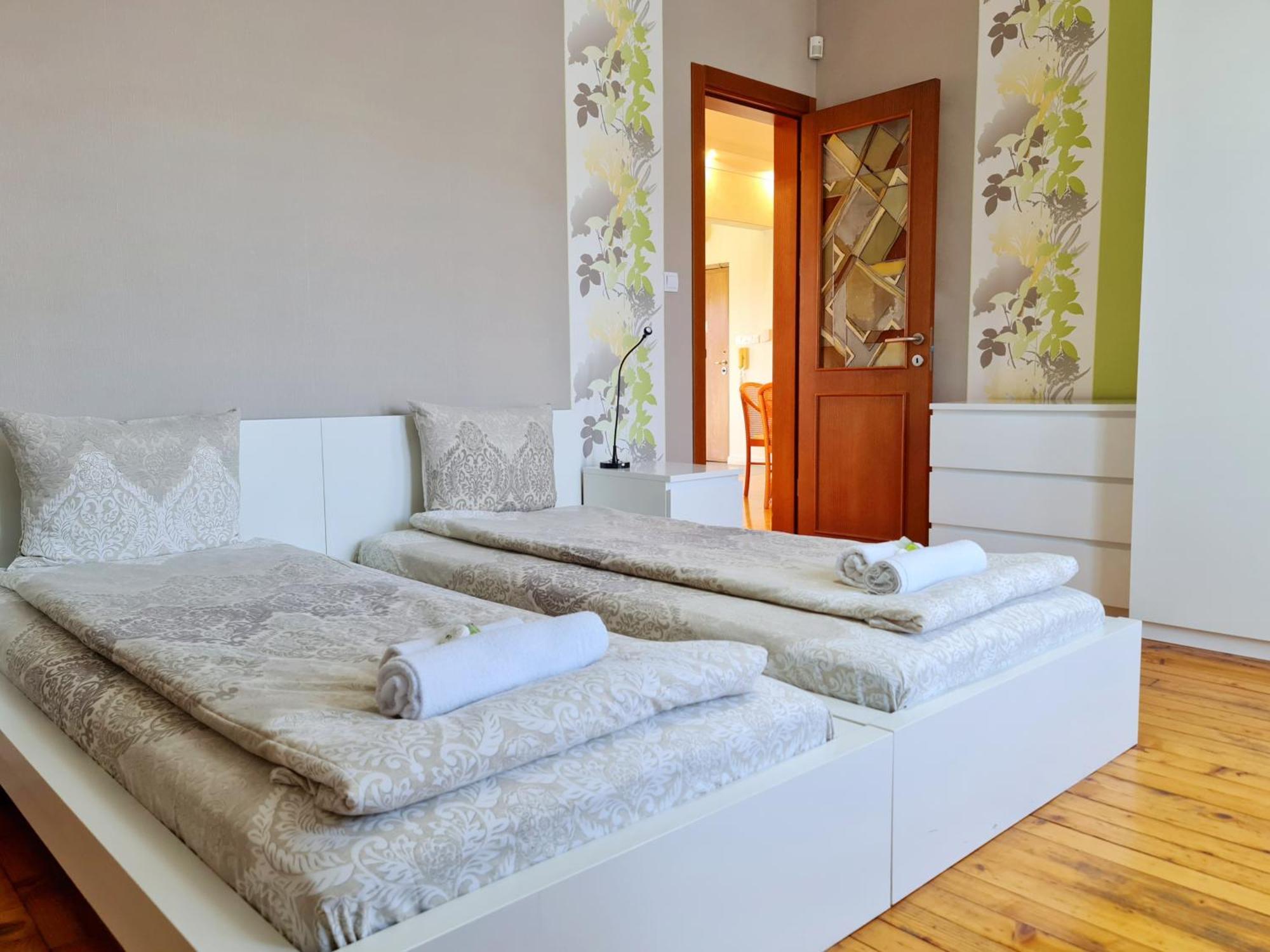 Center Sofialuxrentals Patriarh Evtimiy - Free Parking *