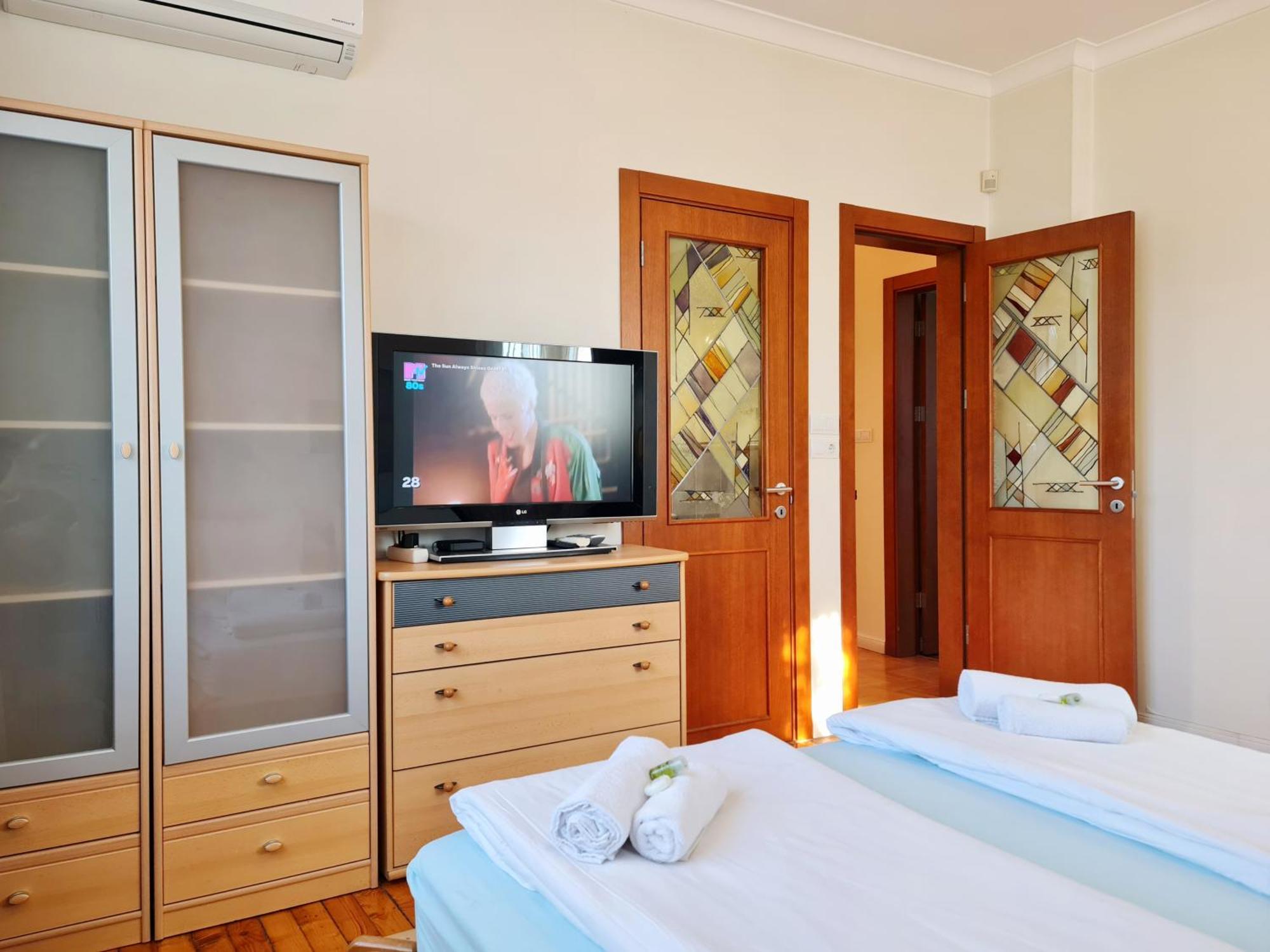 Center Sofialuxrentals Patriarh Evtimiy - Free Parking *